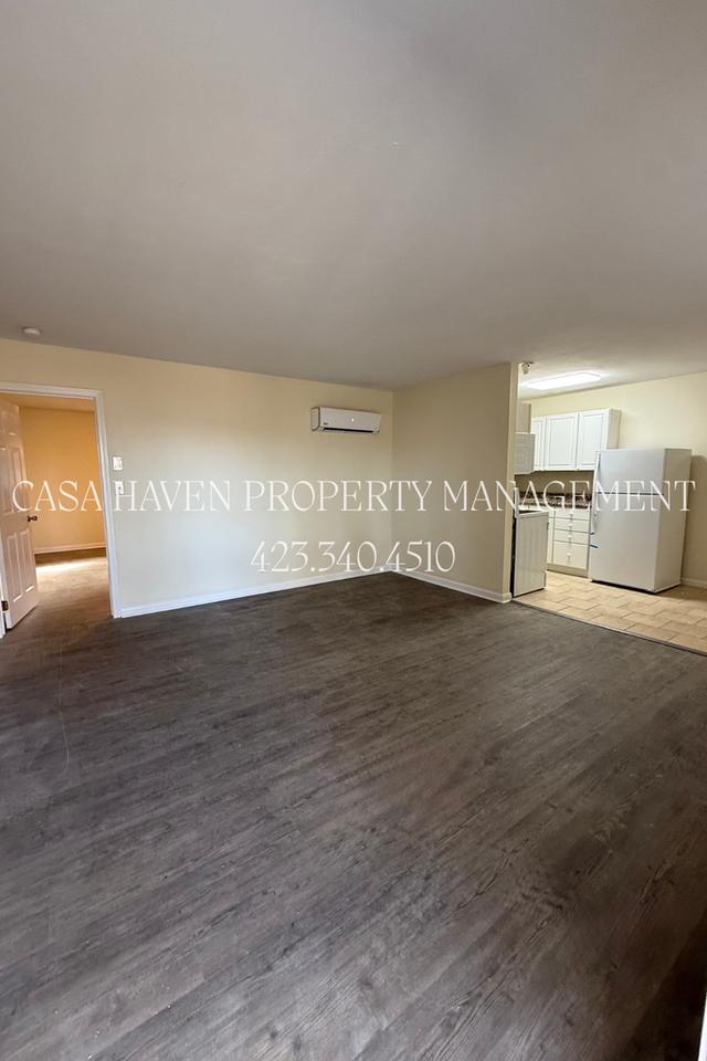 189 Cedar Point Rd #8 - Photo 2 of 9