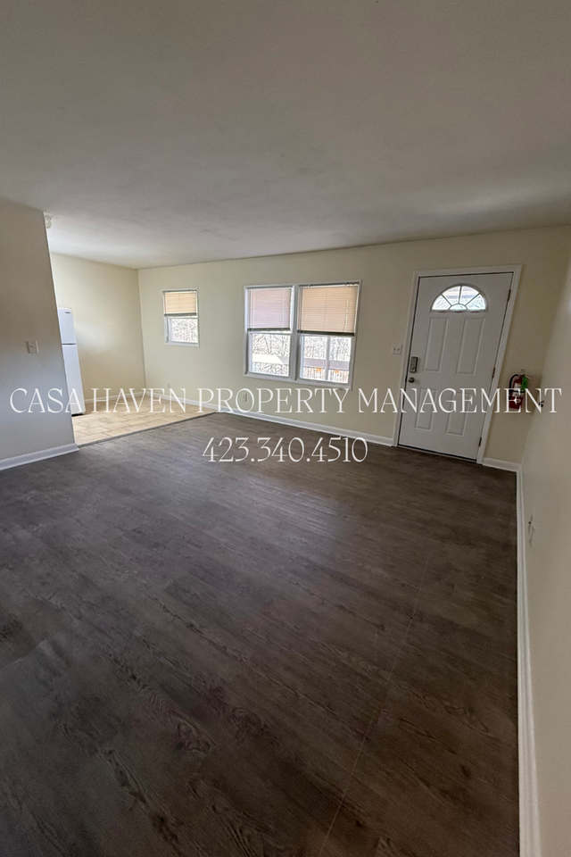 189 Cedar Point Rd #8 - Photo 5 of 9