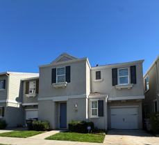 2448 Boxwood St - Photo 1 of 1