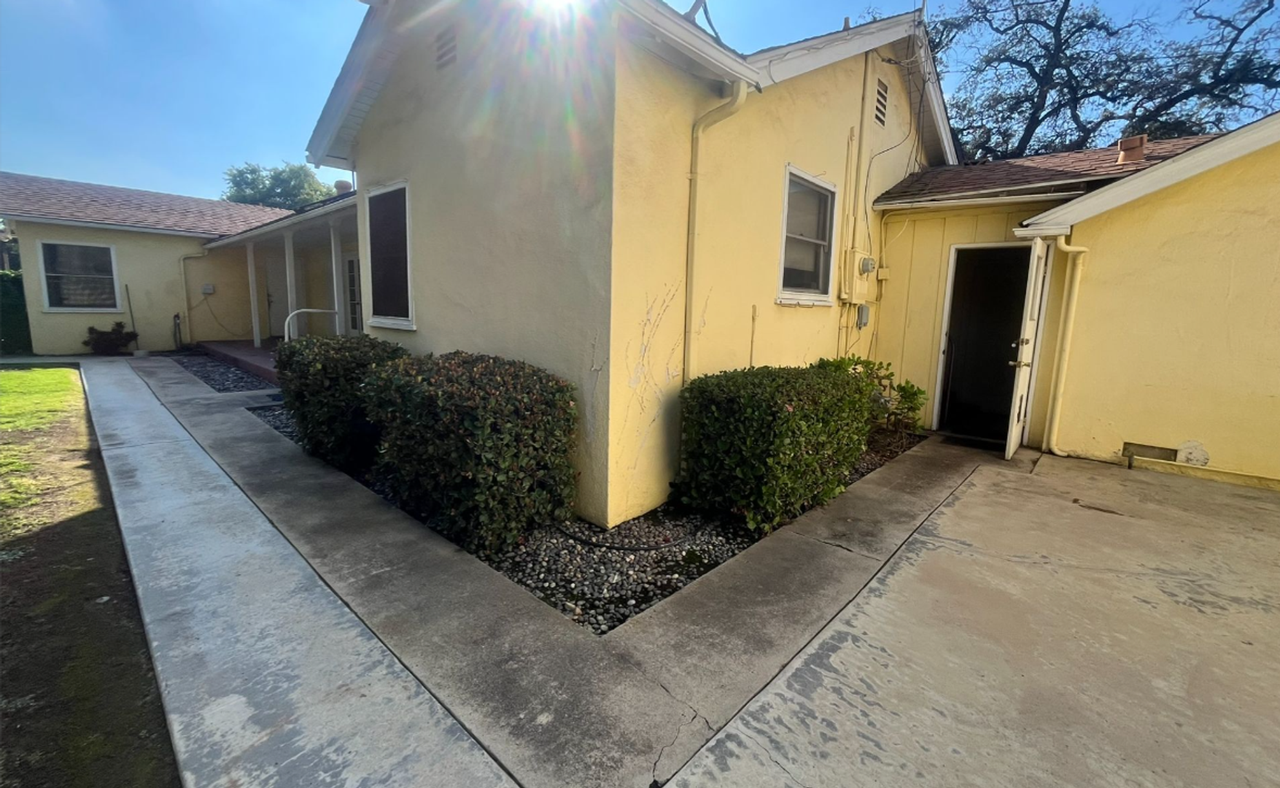 800 N West St - Photo 5 of 5