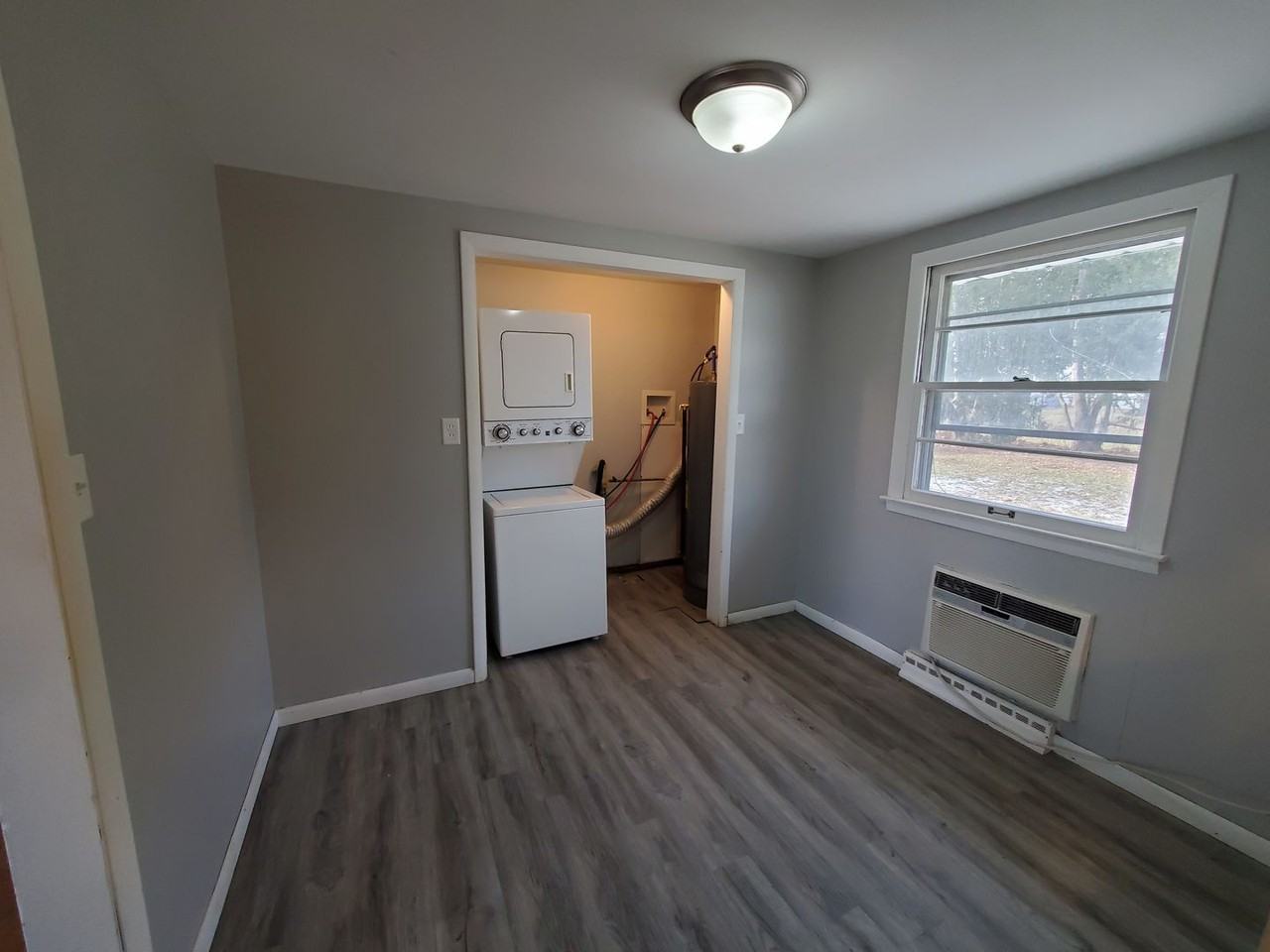 2316 11th St - Photo 5 of 11