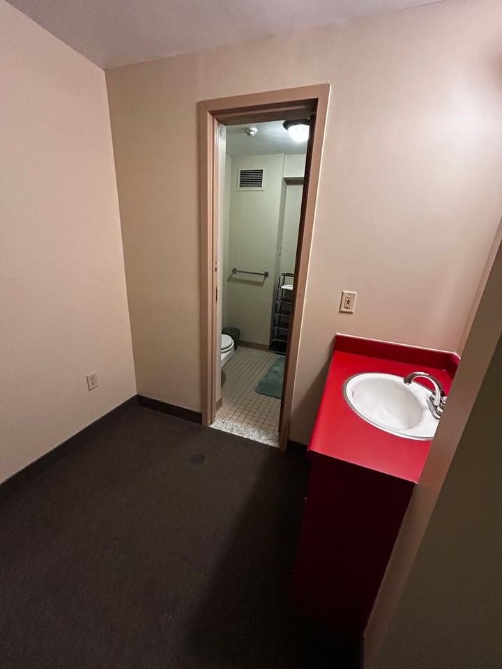 Griffiss Park Suites - Photo 7 of 9