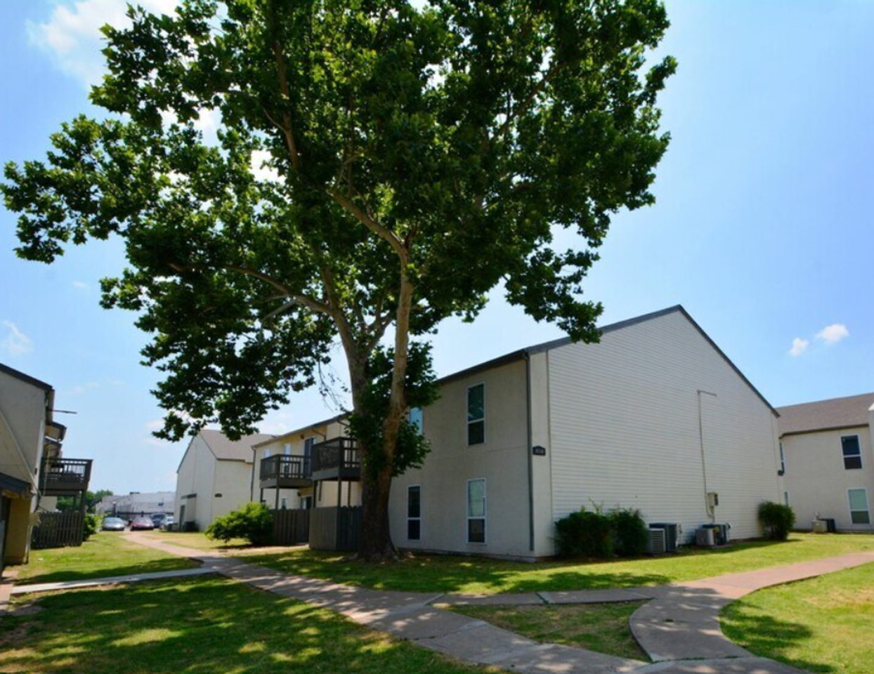 The Sterling - Photo 5 of 50