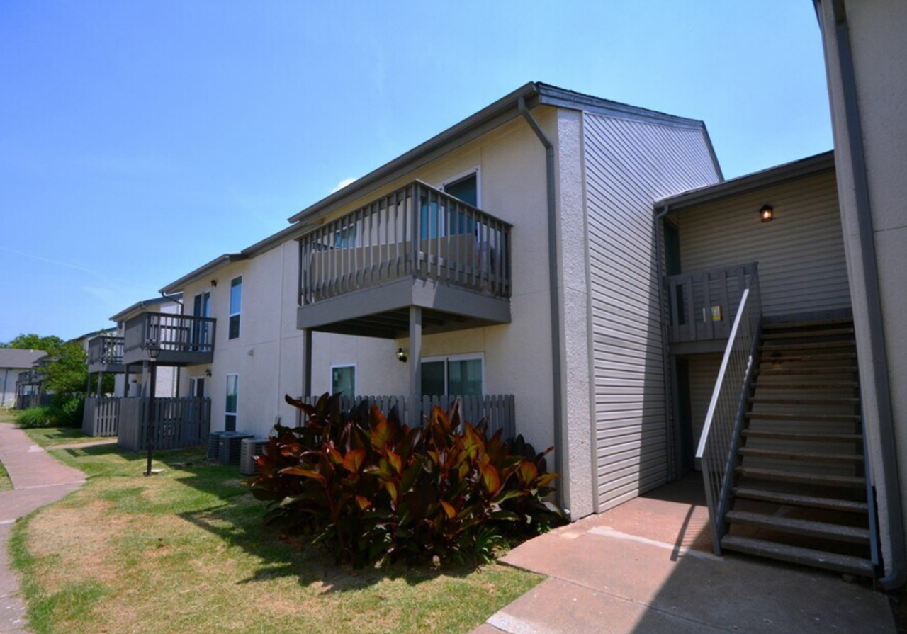 The Sterling - Photo 6 of 50