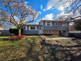 1519 Parklane Dr - Photo 1 of 1