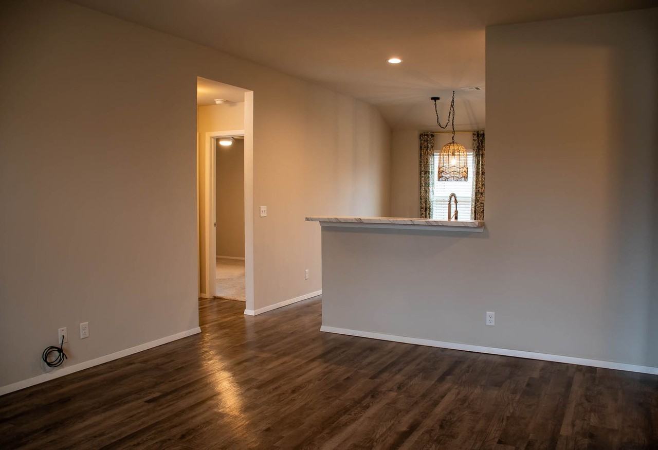 1212 W Duncan Rd - Photo 2 of 23