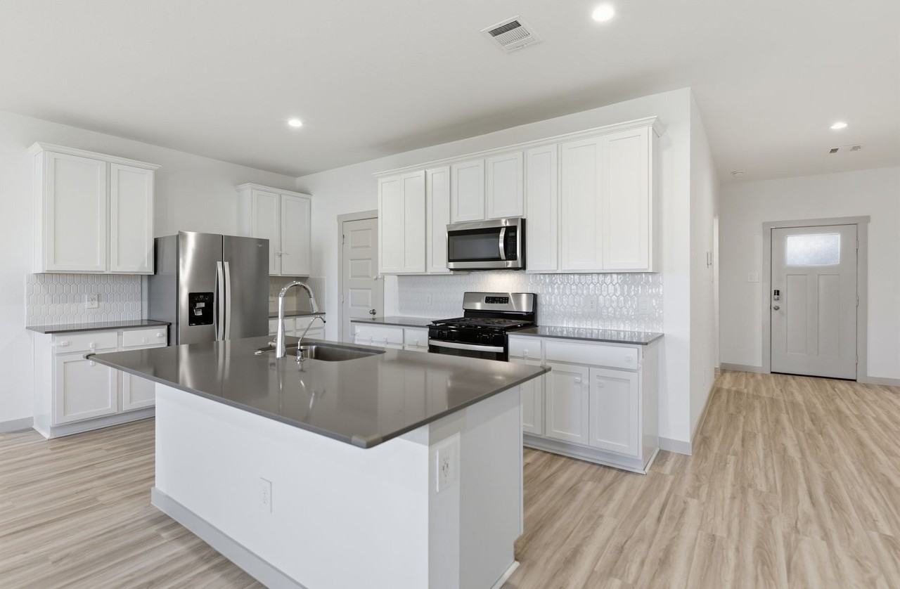 3507 Harper Meadow Ln - Photo 4 of 36