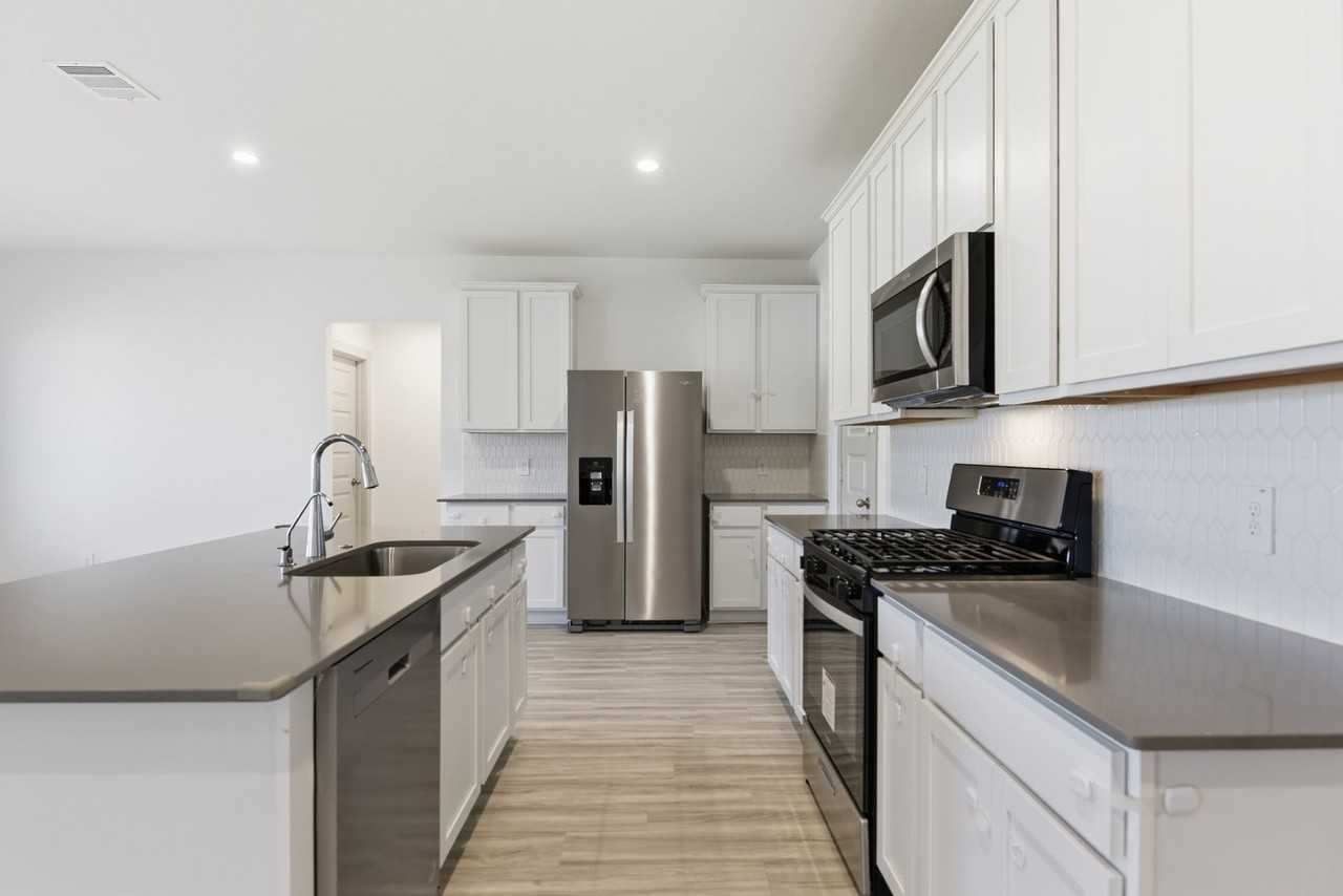 3507 Harper Meadow Ln - Photo 5 of 36