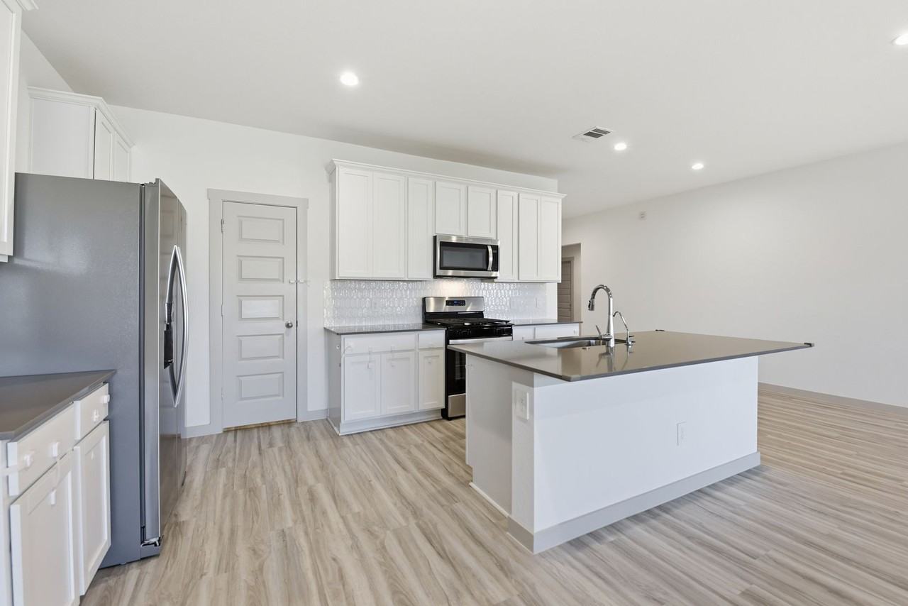 3507 Harper Meadow Ln - Photo 7 of 36