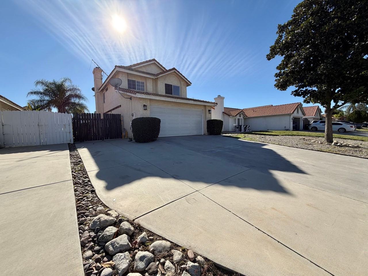 25343 Ceremony Ave - Photo 3 of 33