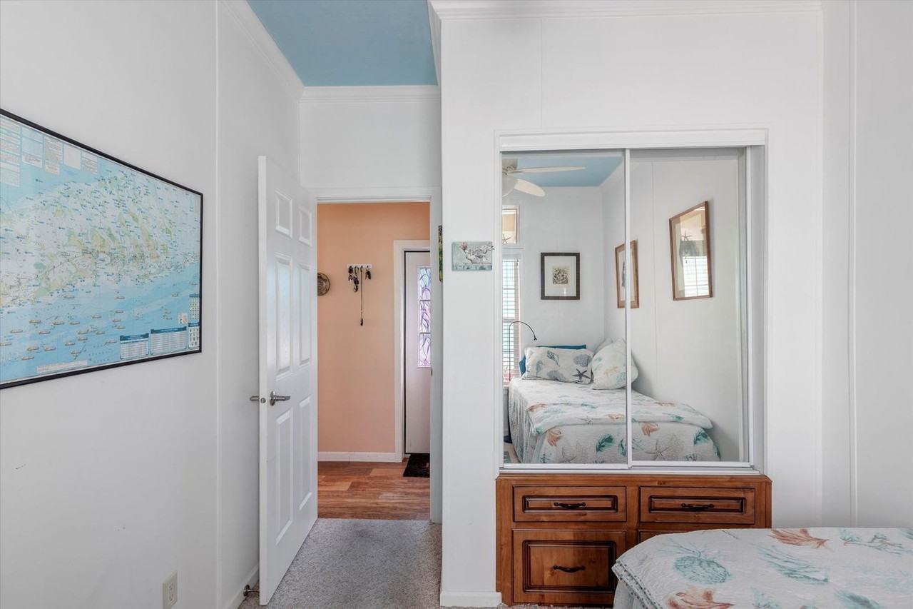 5031 5th Ave - Photo 3 of 29