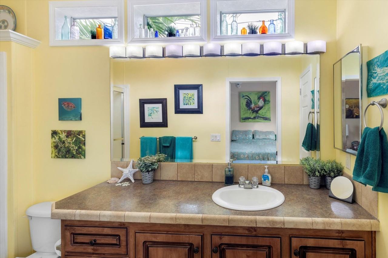 5031 5th Ave - Photo 6 of 29