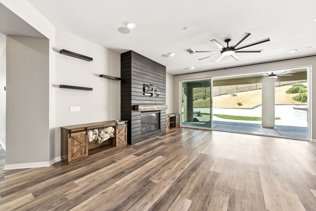 3459 Aspen St - Photo 6 of 35