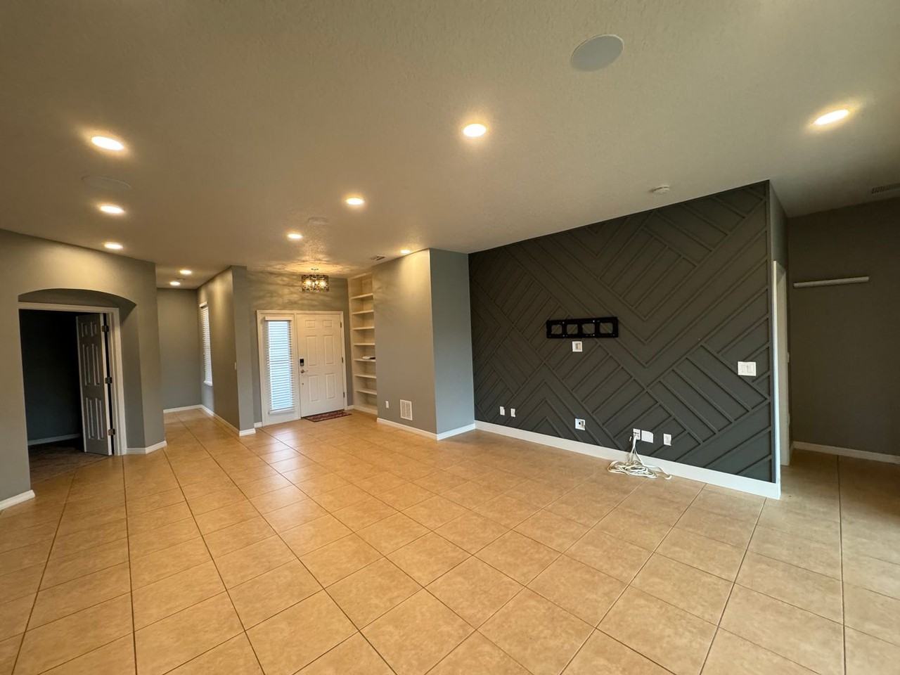 149 Perfect Dr - Photo 2 of 28