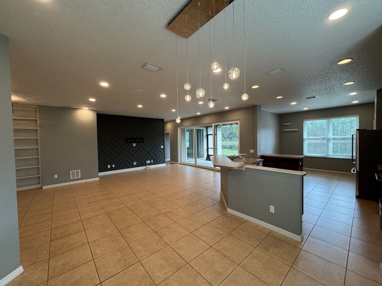 149 Perfect Dr - Photo 4 of 28