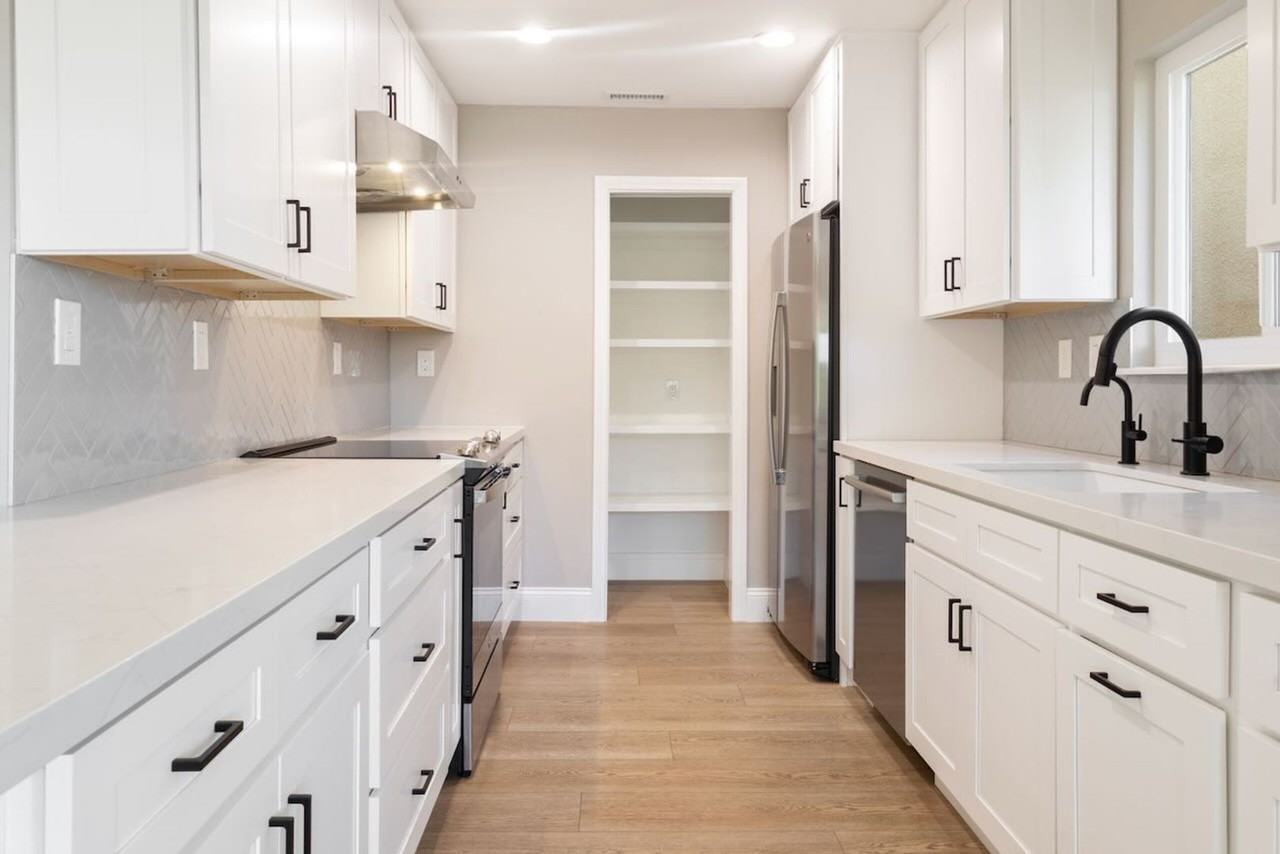 372 Camino San Clemente - Photo 7 of 20