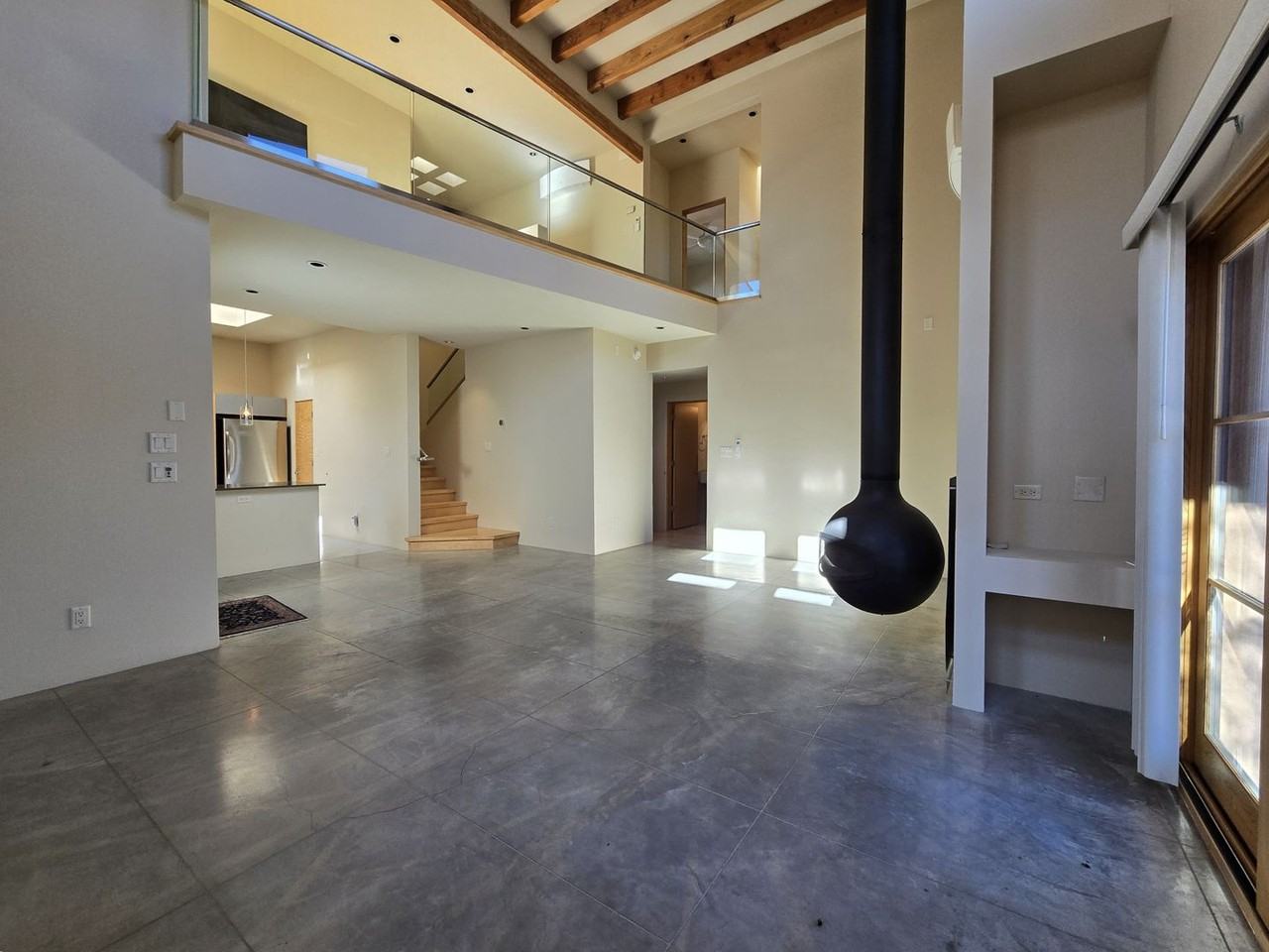 927 Alto St #B - Photo 3 of 39