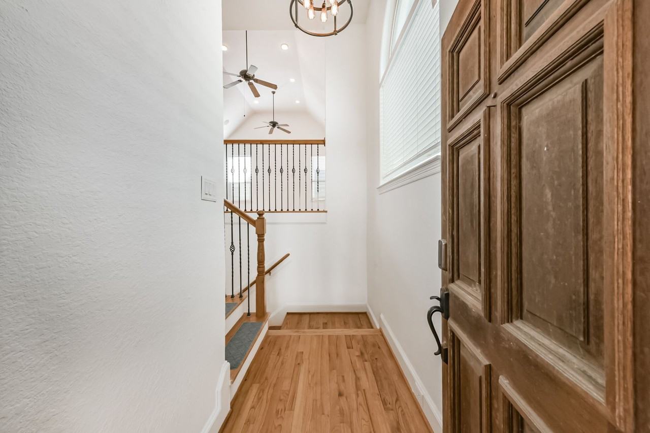 340 Cage St - Photo 7 of 37