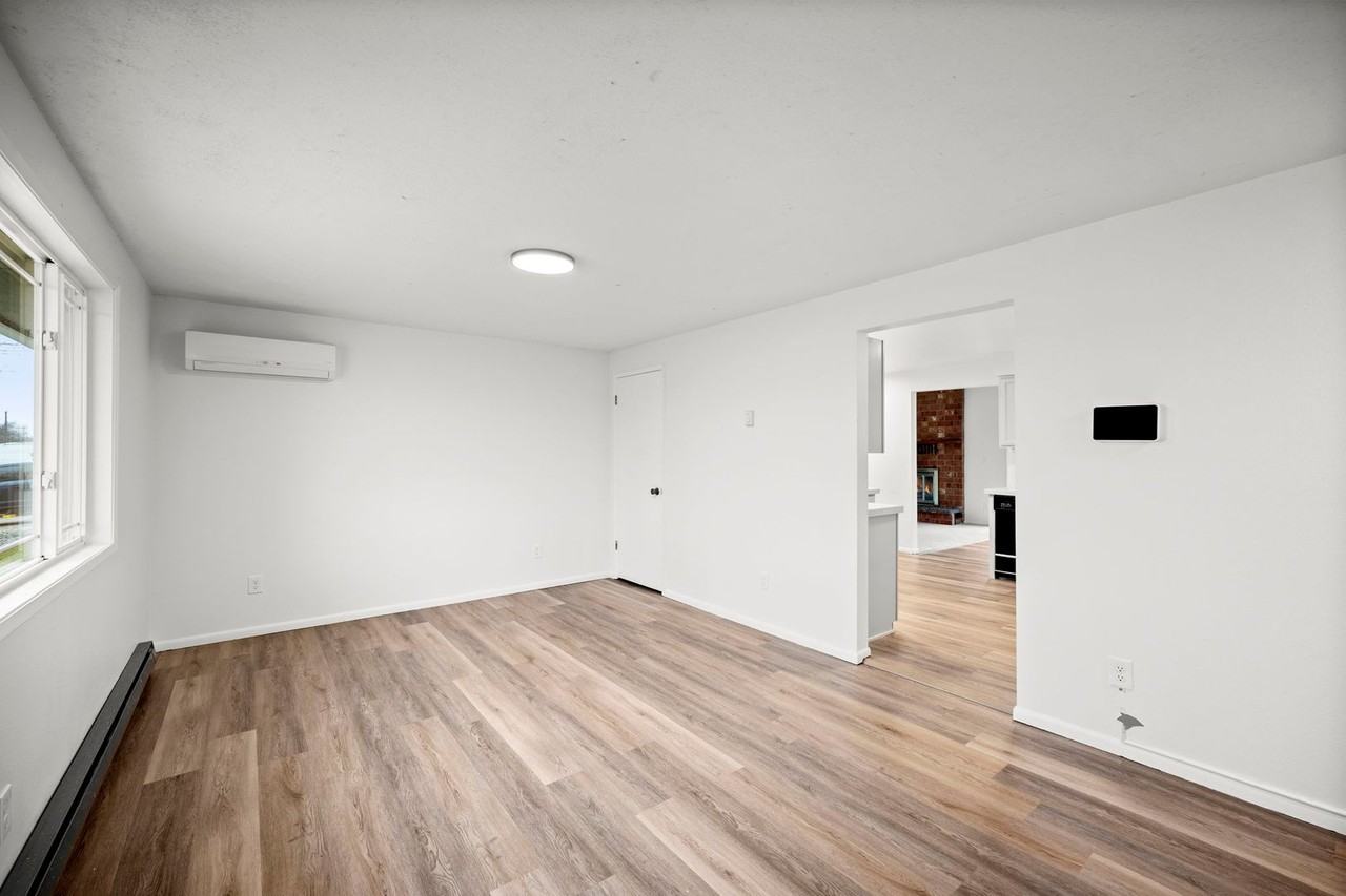 7603 E Maxwell Ave - Photo 4 of 31