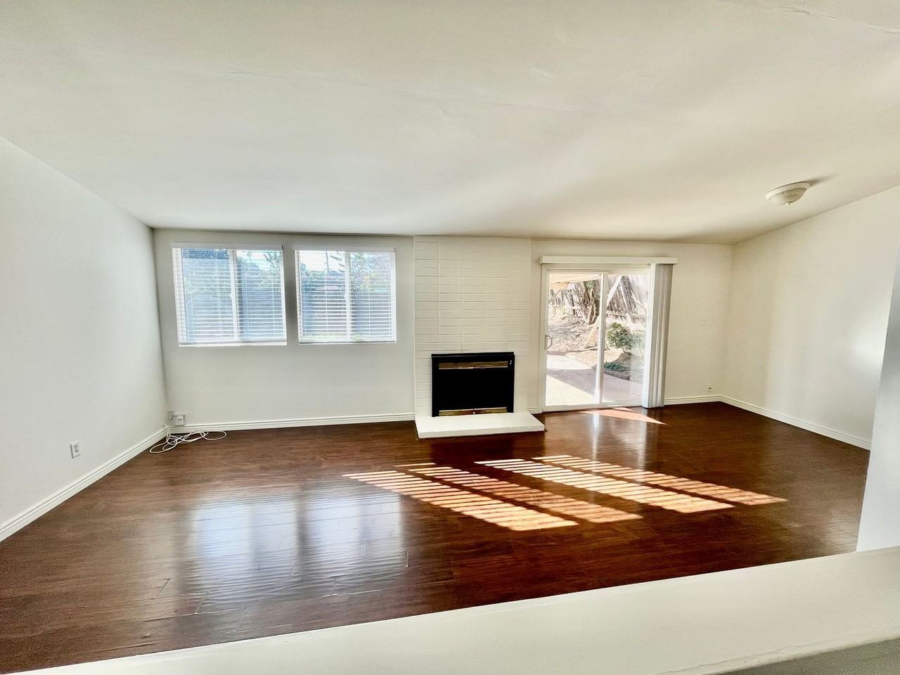 2058 Talon Way - Photo 2 of 13