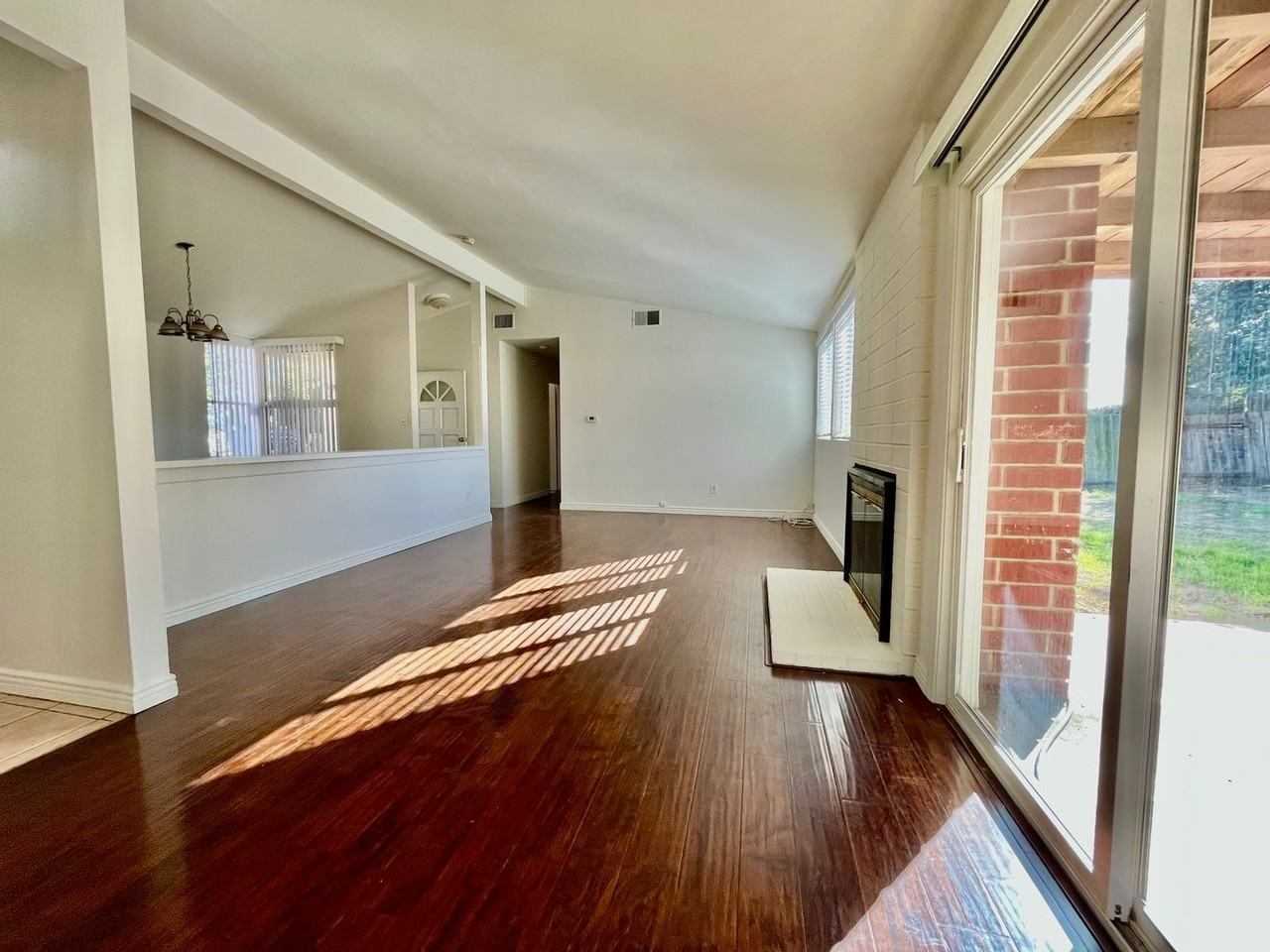 2058 Talon Way - Photo 5 of 13