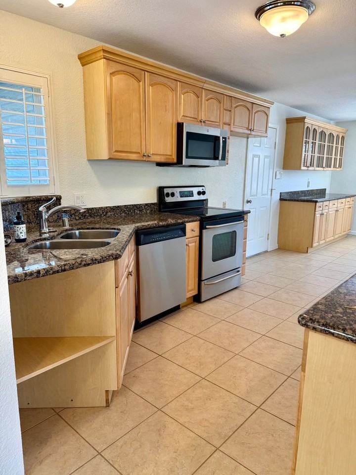 8849 Britland Way - Photo 2 of 27