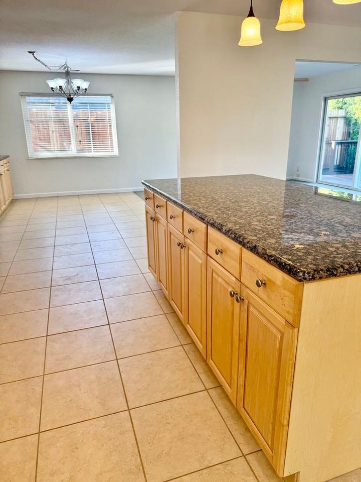 8849 Britland Way - Photo 3 of 27