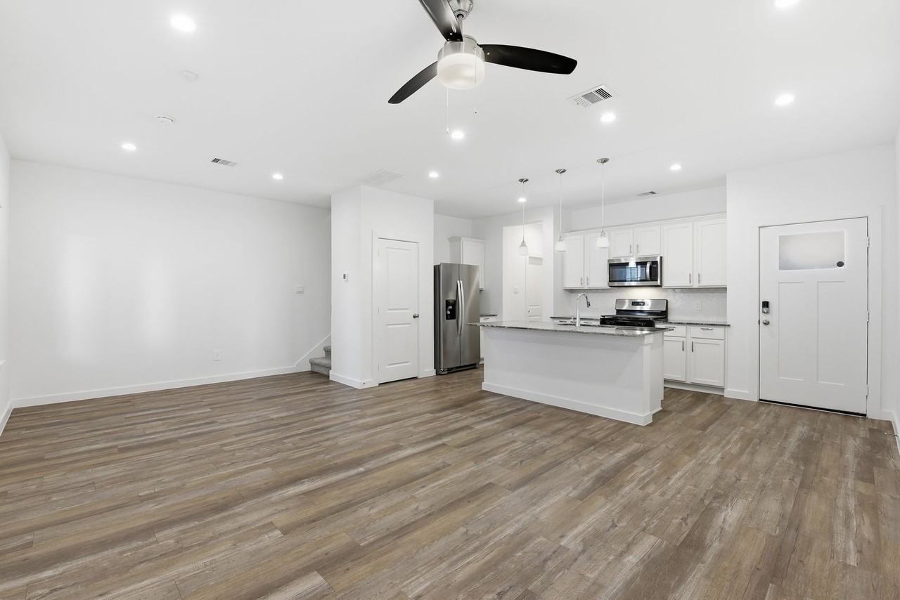 3022 La Latina Dr - Photo 7 of 30