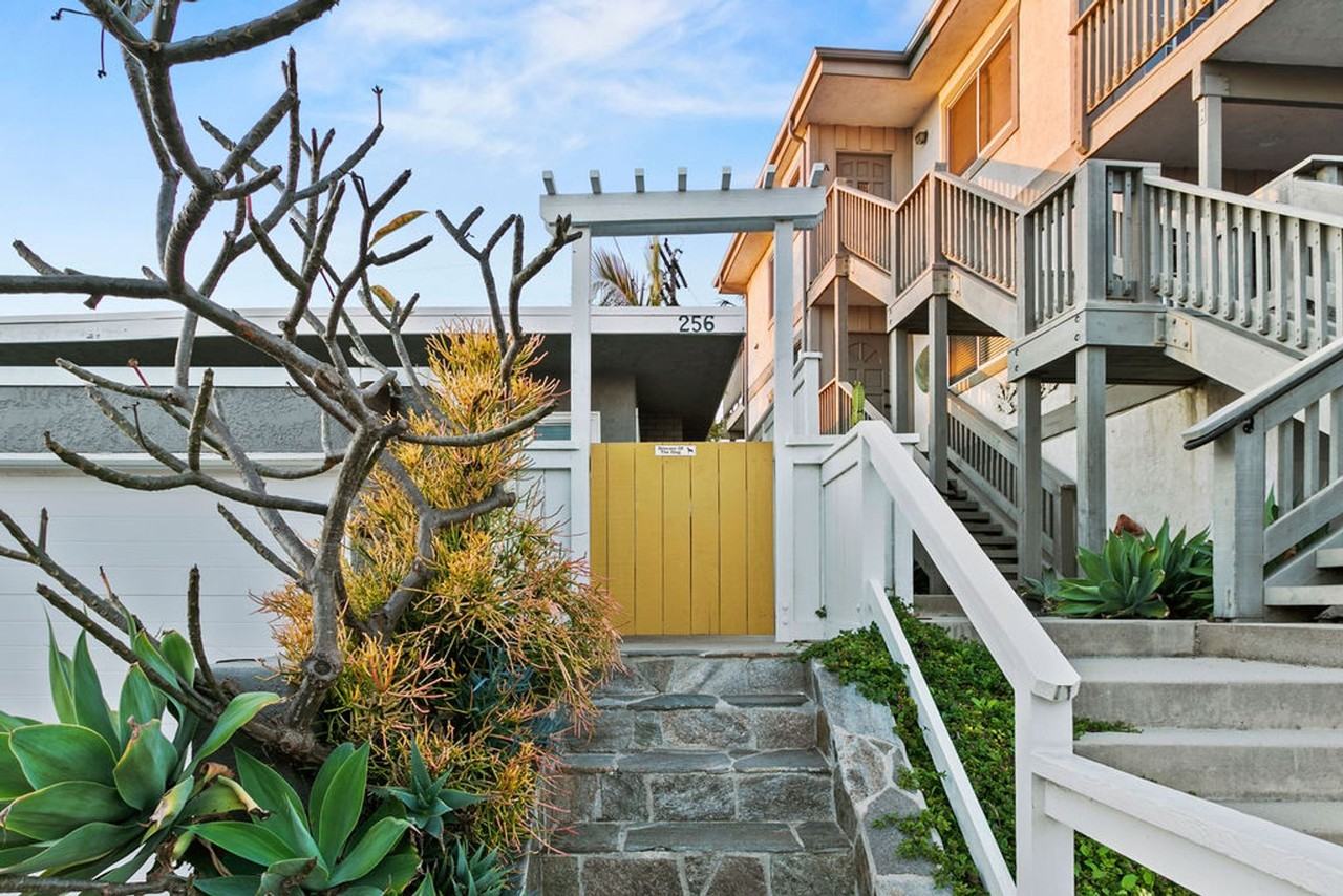 256 Avenida Madrid #A - Photo 2 of 41