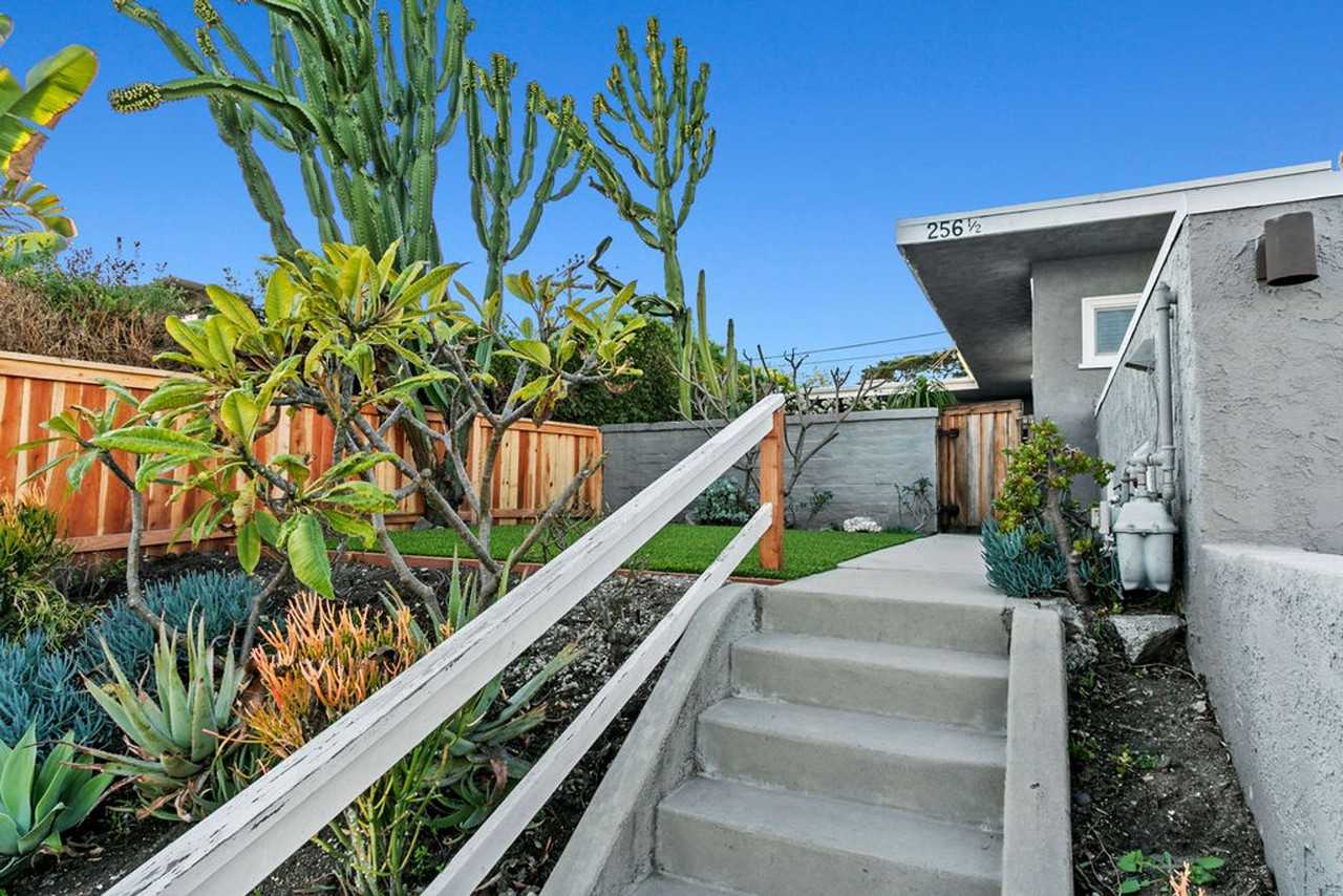 256 1/2 Avenida Madrid - Photo 2 of 41