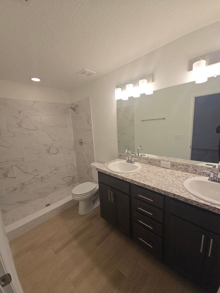 4613 Boston St - Photo 7 of 16