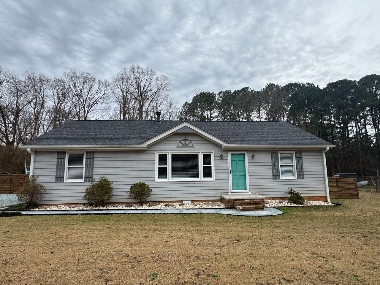 209 Mount Vernon Church Rd - Photo 2 of 30