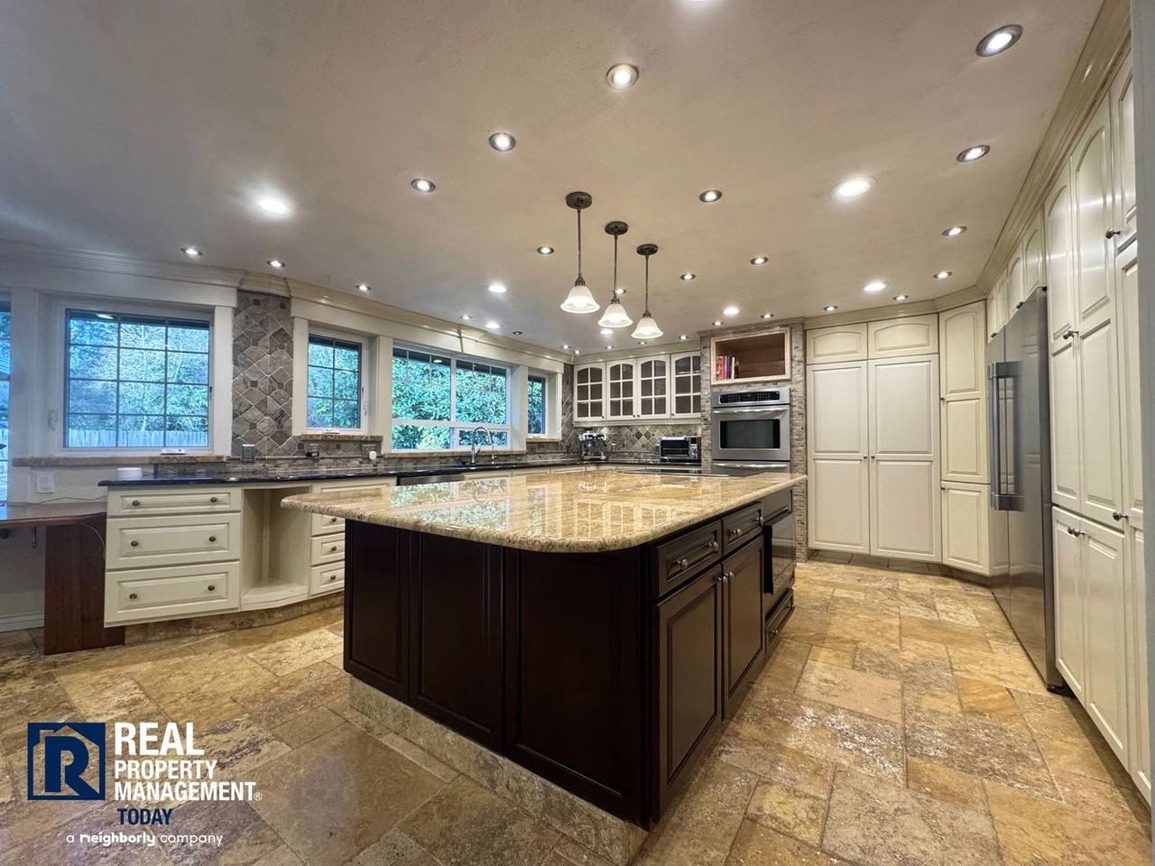 5009 Forest Glen Dr Se - Photo 4 of 26