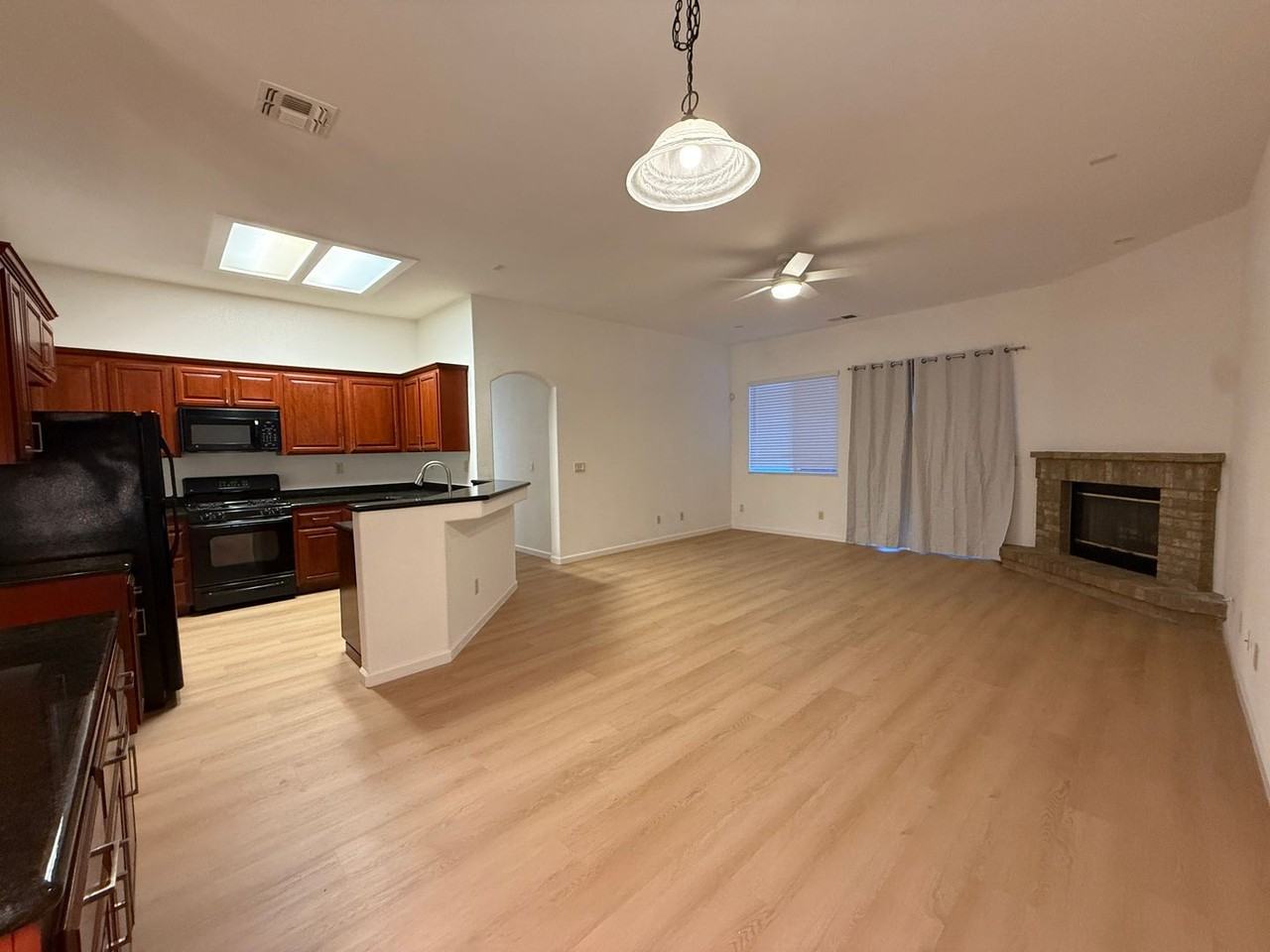 5953 Snow Leopard Cir - Photo 2 of 21