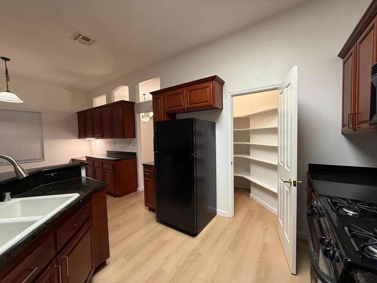 5953 Snow Leopard Cir - Photo 4 of 21