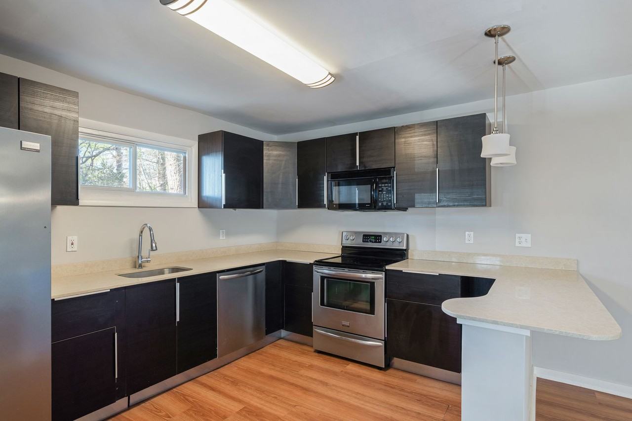 5168 Scenic View Dr - Photo 3 of 14