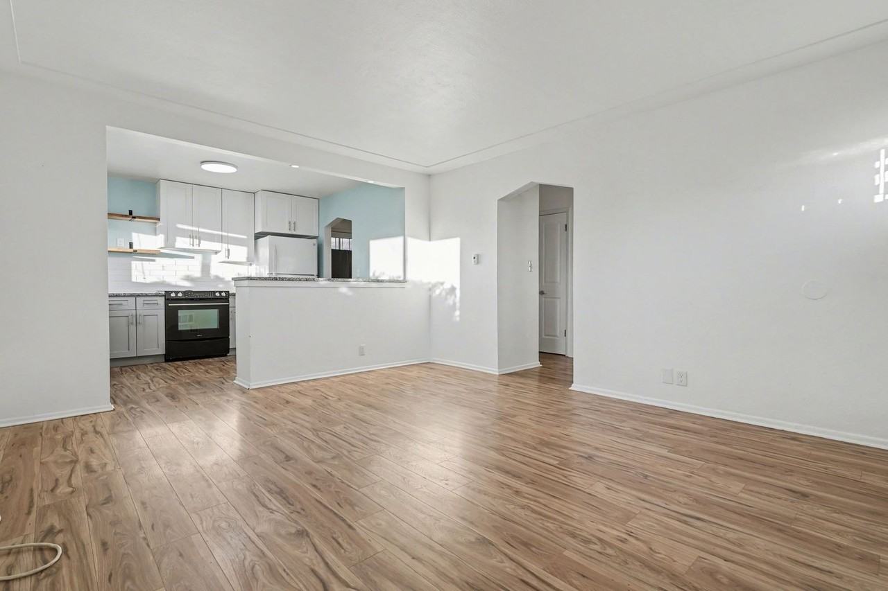 1774 Chester St - Photo 4 of 13