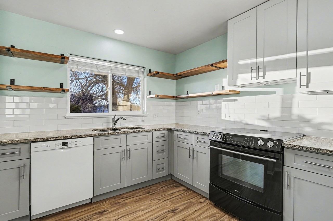 1774 Chester St - Photo 7 of 13