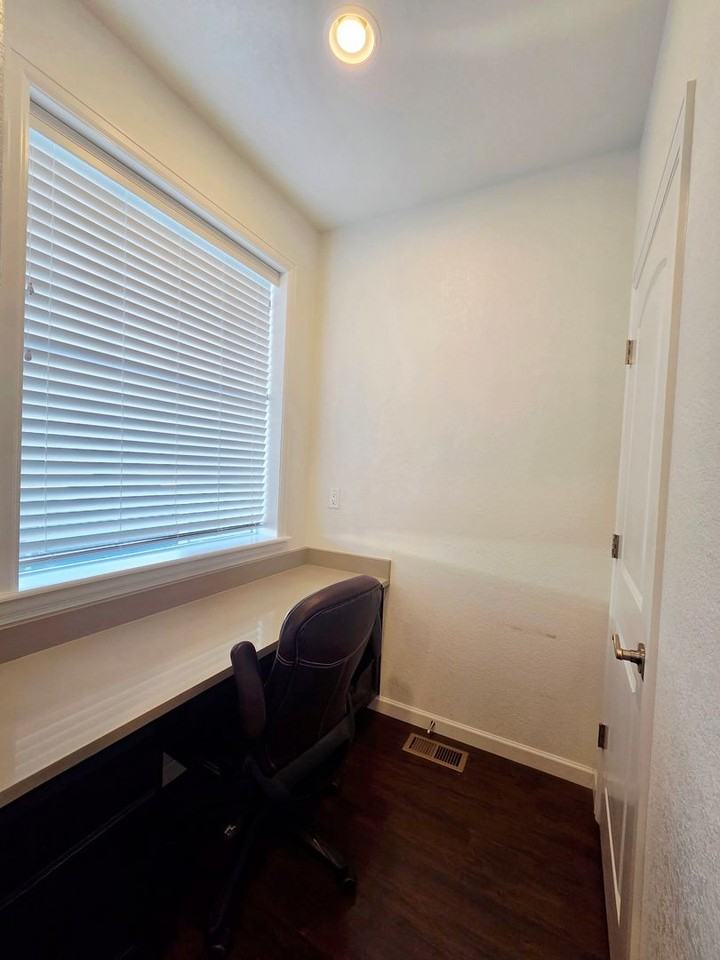 5435 W 97th Ave - Photo 6 of 50