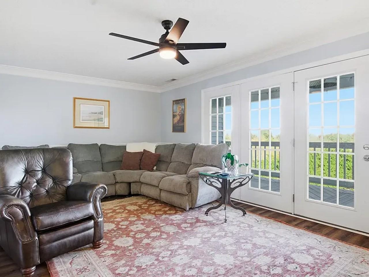 1205 Cedar Ridge Dr - Photo 3 of 16