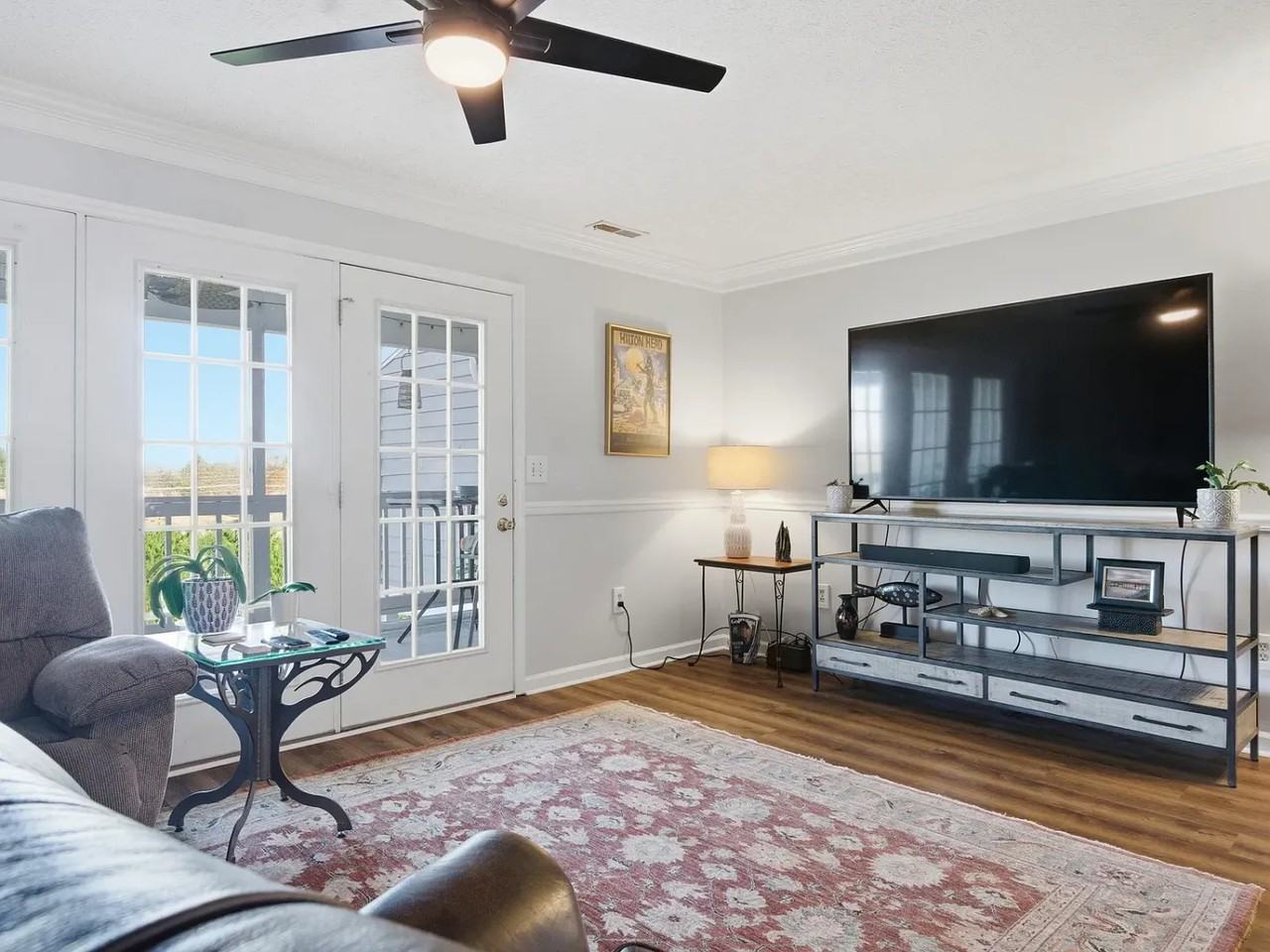 1205 Cedar Ridge Dr - Photo 4 of 16