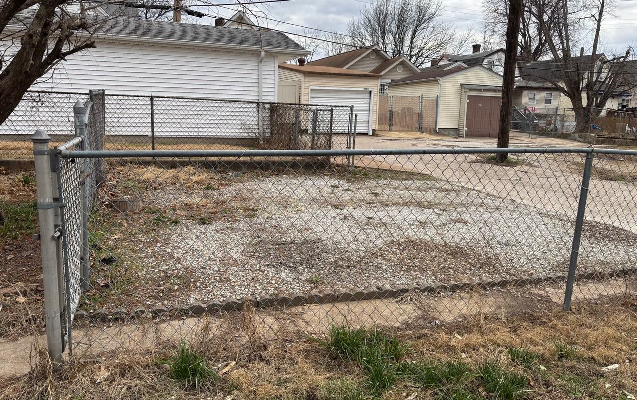 4172 Itaska St - Photo 6 of 43