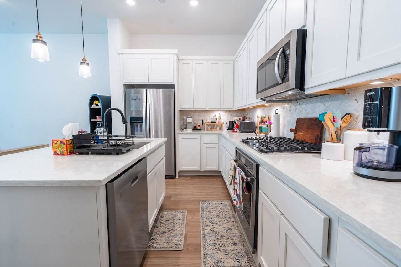 1064 Keene Ridge Dr - Photo 3 of 15