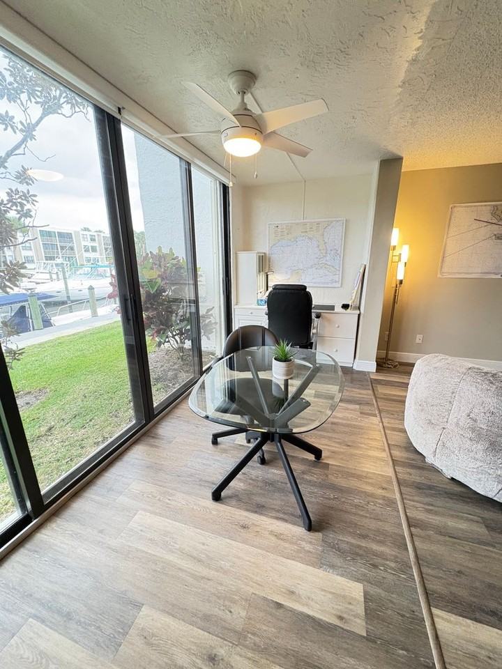 1950 Sw Palm City Rd - Photo 5 of 21