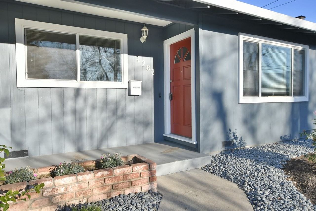 4282 Ross Ave - Photo 2 of 17