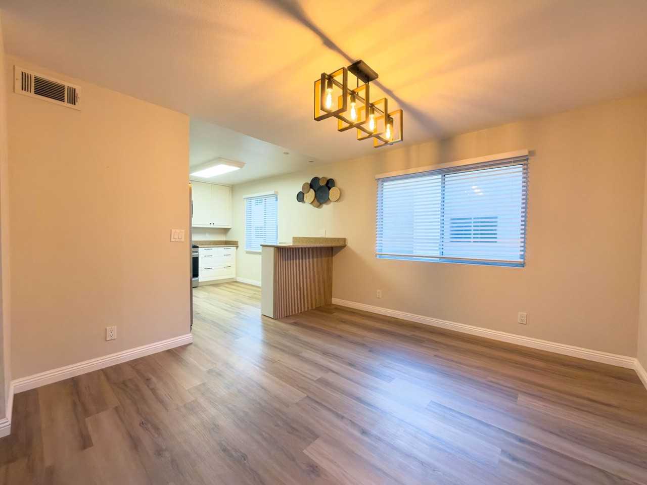 9531 Via Ricardo - Photo 5 of 26