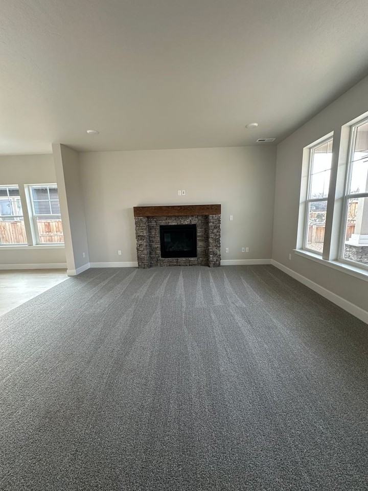 868 Nw 19th St - Photo 4 of 18