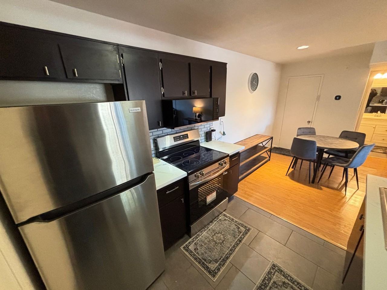 221 Mission Catalina Ln #104 - Photo 3 of 28