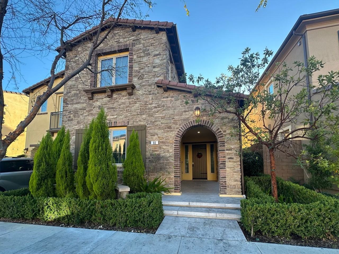 66 Steeplechase - Photo 2 of 45