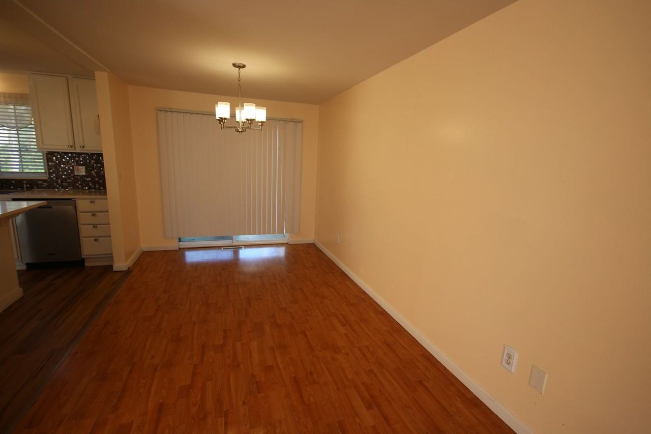 4212 S 251st St - Photo 3 of 17